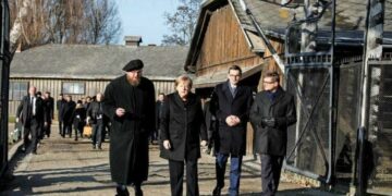 Histórica visita a Auschwitz