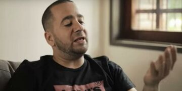 Para morirse de risa: el humorista Camilo analiza las fotos de las redes sociales