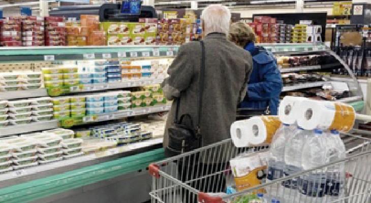 Acuerdan horario de atención en supermercados para garantizar provisión