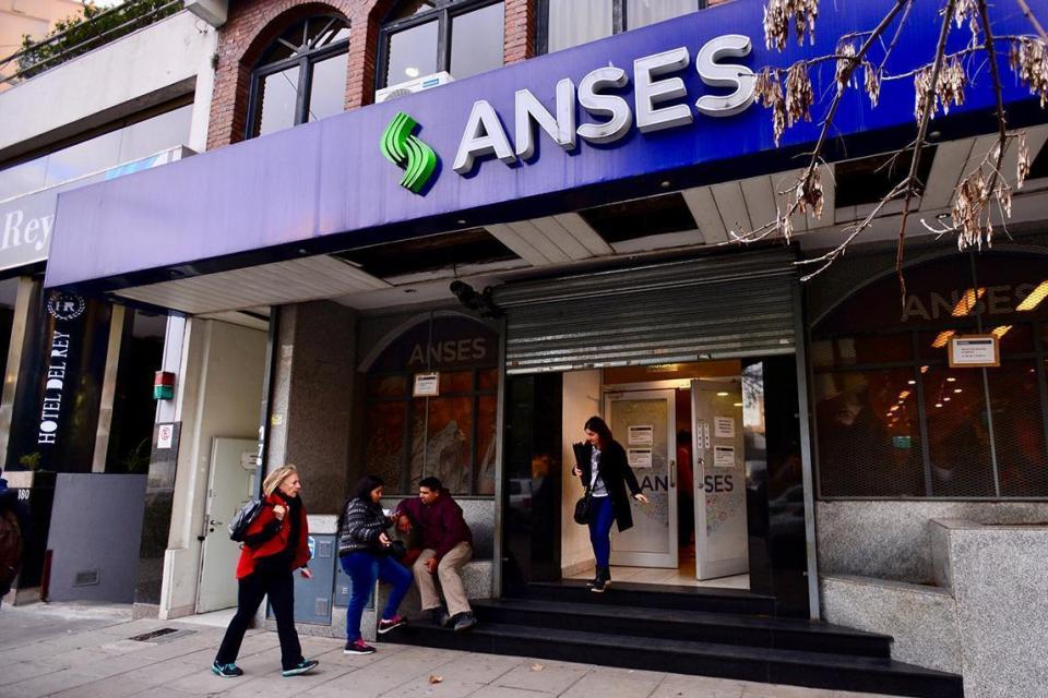 La Facultad de Ciencias Económicas de la UBA avaló el canje de deuda