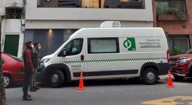 Una pareja y un rabino fueron detenidos por celebrar una boda Una pareja y un rabino fueron detenidos por celebrar una boda