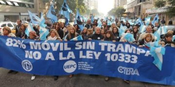 Gremios se declaran en «alerta y movilización»