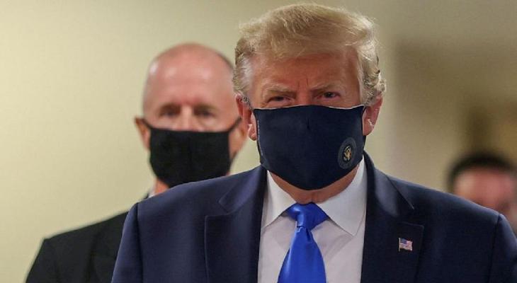 Trump apareció con barbijo por primera vez en lo que va de la pandemia