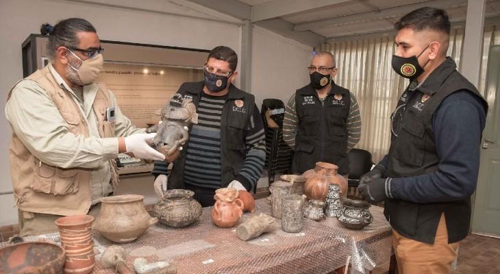Restituyen las piezas robadas del Museo Ambato