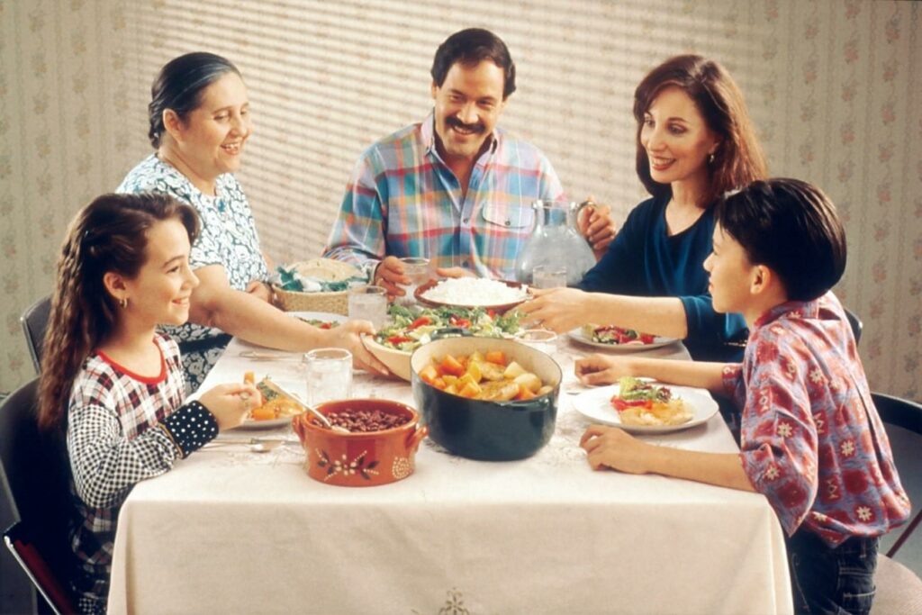 47% de los argentinos consideran a la cena como la comida más importante