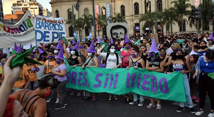 Movilizadas en Córdoba por más políticas públicas hacia la mujer