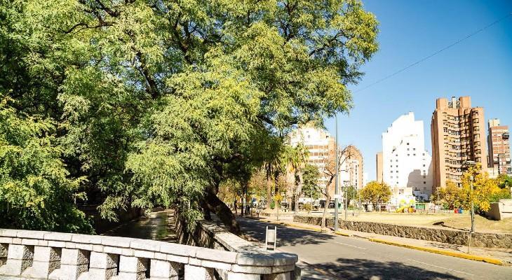 Anticipan un lunes feriado caluroso y ventoso en Córdoba