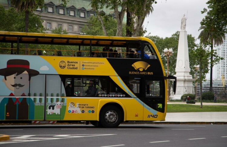 Amplían hasta el 15 de noviembre el plazo para acceder al Previaje