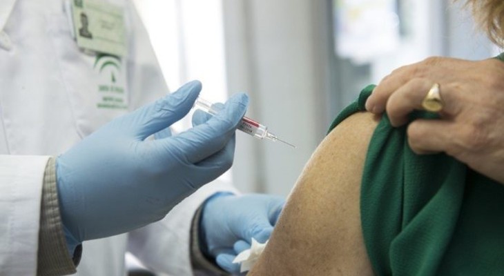 Prevén vacunar a 12 millones de personas en el arranque de 2021