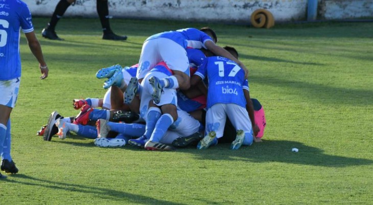 Estudiantes de Río Cuarto jugará la final por el ascenso