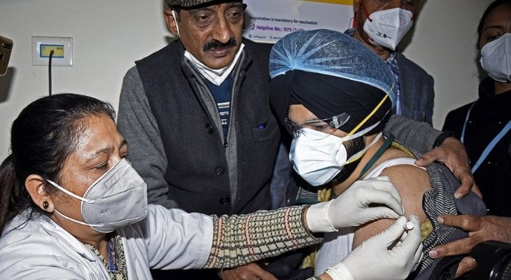 India inició una masiva campaña de vacunación