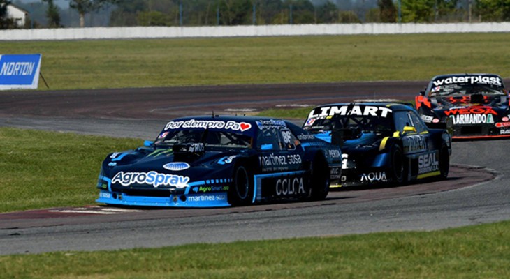 Triunfo y emoción Triunfo y emoción