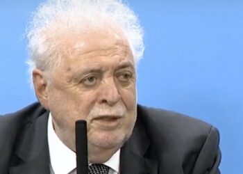 Alberto Fernández le pidió la renuncia al ministro Ginés González García