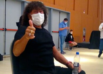 La Mona Jiménez se vacunó contra el Covid-19: «No soy VIP”