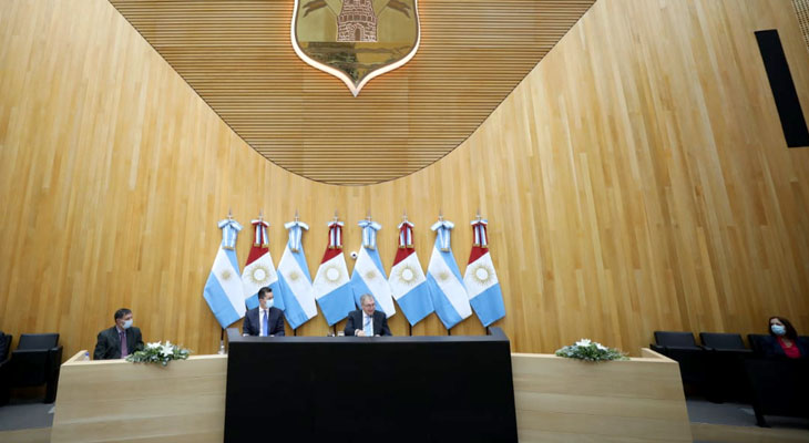 Apostillas de la primera Asamblea Legislativa en pandemia Apostillas de la primera Asamblea Legislativa en pandemia