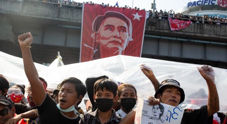 La ONU pide a Myanmar reinstaurar el gobierno civil