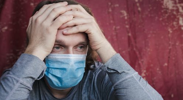 Cansancio, cefaleas y otros síntomas pueden persistir tras tener coronavirus