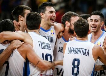 El básquetbol tiene horarios