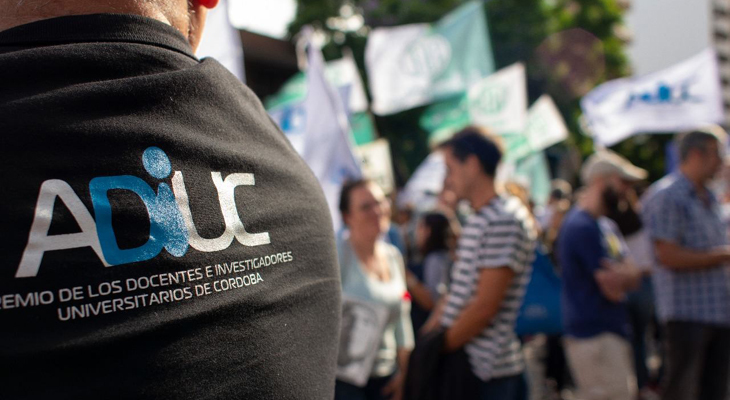 Universitarios piden un acuerdo salarial por encima de la inflación