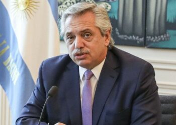 Tras contraer coronavirus, Alberto Fernández recibirá el alta