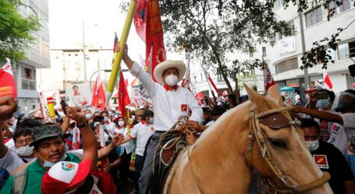 Castillo duplica la intención de voto de Fujimori en Perú