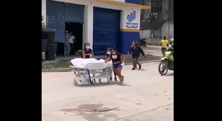 Colombia: se llevaron del hospital el cuerpo de un familiar con Covid-19