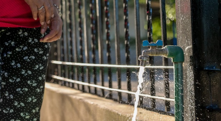 Subastan obra de agua que beneficiará a más de 130.000 vecinos