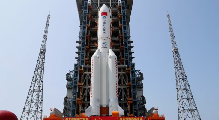 El cohete chino en caída libre se desintegró en el océano Índico