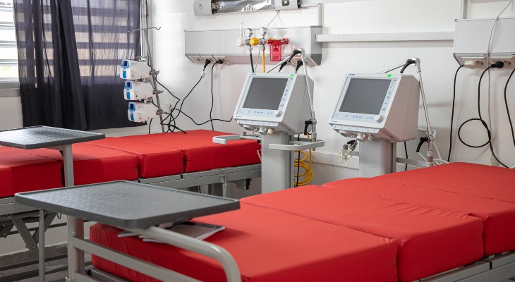 La ocupación de camas de terapia intensiva no baja en la Provincia
