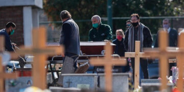 Argentina superó las 100 mil muertes por Covid-19