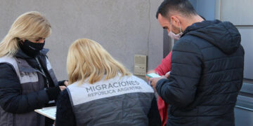 Ingresó al país con la variante Delta e incumplió la cuarentena