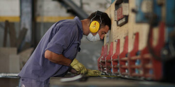 La actividad industrial creció más de 30% durante mayo