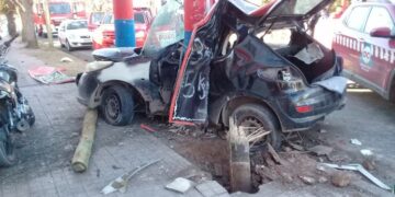 Dos muertas y dos heridas graves por fatal choque en la capital