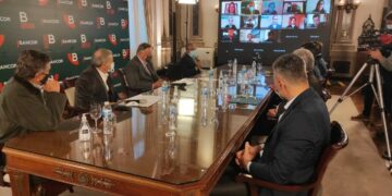 Otorgan nuevos créditos para la compra de equipos de riego agrícola