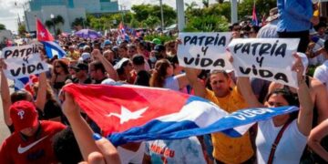 Inédita ola de protestas opositoras en Cuba