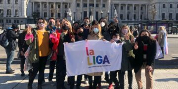 Referentes celebran la promulgación de la ley de cupo trans