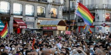 Tres detenidos por el crimen de un joven homosexual en España