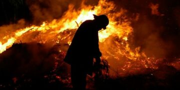 Punilla: controlan los focos activos de incendios forestales