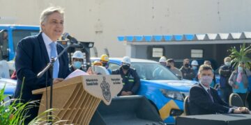 Llaryora dio inicio a la descentralización operativa