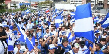 Más de 100.000 nicaragüenses exilados por persecución