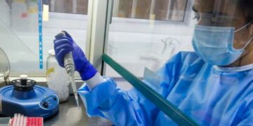La OMS advirtió que se pueden generar nuevas variantes más peligrosas