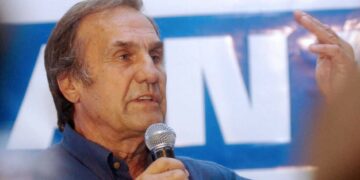 A los 79 años, falleció el ex gobernador Carlos Reutemann