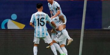 Argentina le ganó a Colombia y jugará la final
