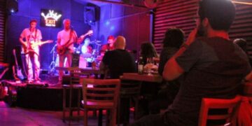 Con protocolos y aforo reducido, vuelven los shows en vivo a Córdoba