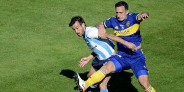 Boca recibe a Racing en el primer clásico de Battaglia