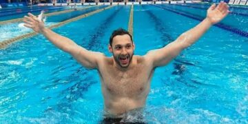 Carlomagno ganó una medalla de plata en natación