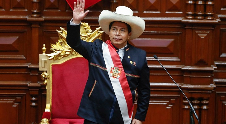 Denuncian planes de desestabilización en Perú