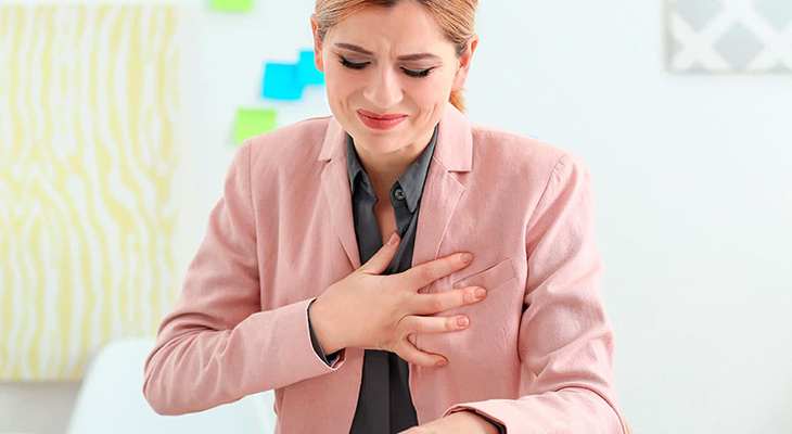 ¿Puede el estrés prolongado provocar ataques cardíacos?