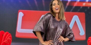 Cinthia Fernández se defendió luego de postear una foto desnuda