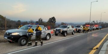 Contienen los incendios en las Sierras: Se quemaron 80 viviendas